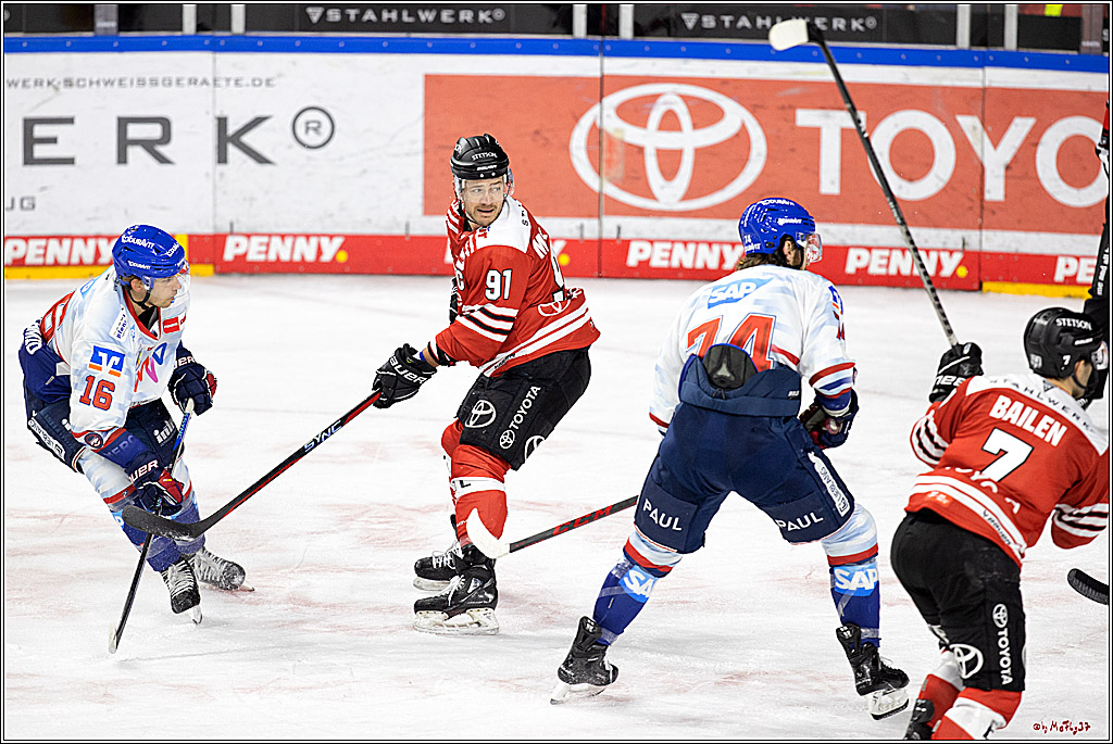 PENNY DEL - Viertelfinale;  Koelner Haie - Adler Mannheim; Koeln, 17.03.2023